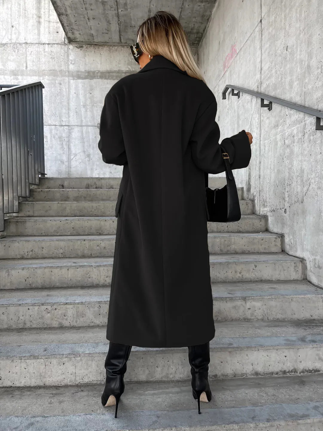 Annalena™ | Elegancki wełniany płaszcz z klasycznym kołnierzem z klapami